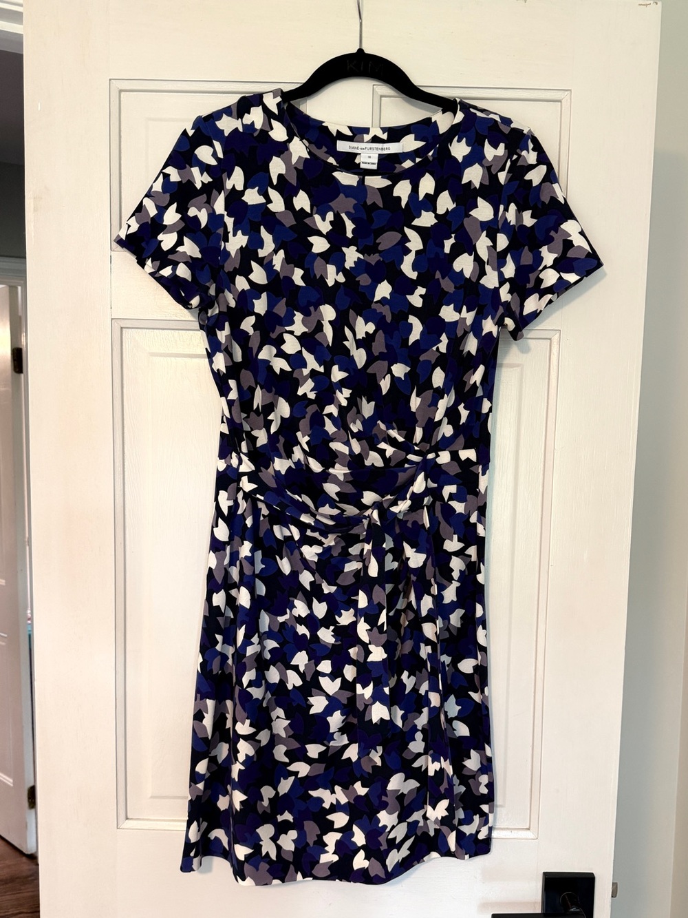 Diane Von Furstenberg purple & White Short Sleeve faux wrap dress